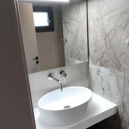 Welcome * Palaiontsiflikion