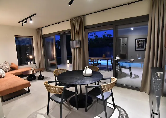 Welcome * PalaiónTsiflíkion